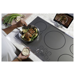 COOKTOP-30-INCH-BLACK-CHP90301TBB-CAFE-GUIDED-COOKING.jpg
