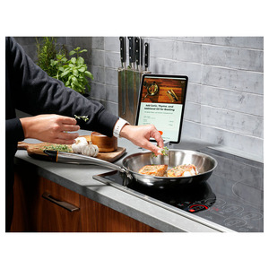 GE Profile Table de cuisson encastrée à induction de 30 po avec commandes tactiles Black- PHP7030DTBB
