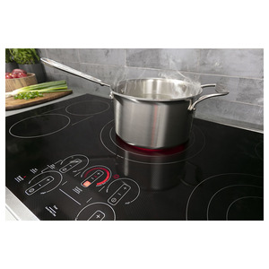 GE Profile Table de cuisson encastrée à électrique de 36 po avec commandes tactiles, Noir- PEP7036DTBB
