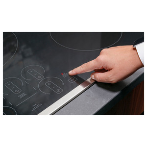 GE Profile Table de cuisson encastrée à induction de 36 po avec commandes tactiles Black- PHP7036DTBB