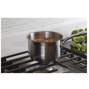 Table de cuisson continue à gaz profondément encastrée GE Café de 36 po, acier inoxydable - CGP9536SLSS