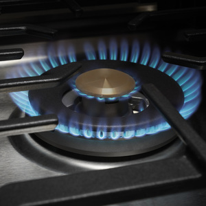 Table de cuisson à gaz profondément encastrée Monogram de 36 po en acier inoxydable - ZGU36ESLSS