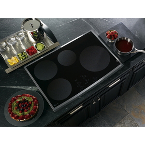 GE Profile Table de cuisson à induction de 30 po Acier Inoxydable PHP900SMSS