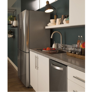 Haier 18 po lave-vaisselle encastré en acier inocydable avec contrôles intégrés QDT125SSKSS