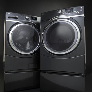 GE 7.5 Cu.Ft. Front Load Gas Dryer Diamond Grey GFD45GSMKDG