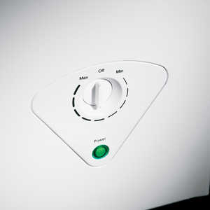 GE 7.0 Cu. Ft. Manual Defrost Chest Freezer White FCM7SKWW