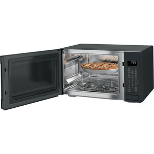 Four à micro-ondes de comptoir à convection GE Café de 1,5 pi³, noire mat - CEB1599ELDSC