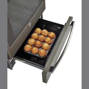 GE Profile Cuisinière de 30 po avec four à convection autonettoyant Ardoise PCB940EKES