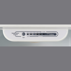 Moffat Réfrigérateur à congélateur supérieur de 18 pi³ Acier Inoxydable MTE18GSKSS