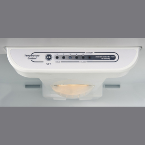 Moffat Réfrigérateur à congélateur supérieur de 18 pi³ Acier Inoxydable MTE18HSKRSS