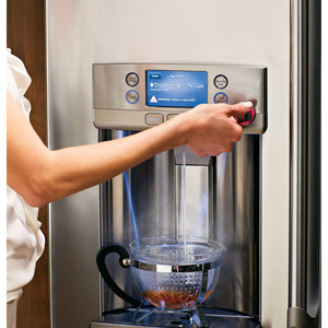 GE Café Réfrigérateur avec porte à deux battants de 22.1 pi.cu. Acier Inoxydable CYE22TSHSS