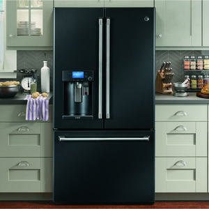 Réfrigérateur de 22,2 pi3 GE Café avec porte à deux battants fini ardoise noire  - CYE22UELDS