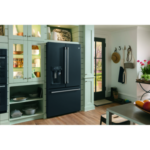 Réfrigérateur de 22,2 pi3 GE Café avec porte à deux battants fini ardoise noire  - CYE22UELDS