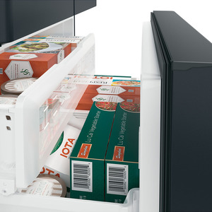 Réfrigérateur à profondeur de comptoir CaféMC homologué Energy Star® de 22,2 pi³ avec porte à deux battants