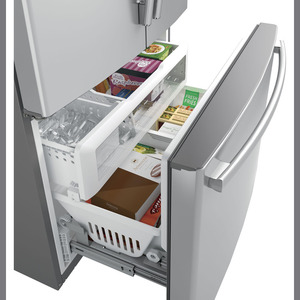 GE Profile avec porte à deux battants de 23.1 pi³ Acier Inoxydable PWE23KSKSS