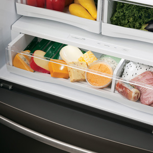 GE Café de 27.8 pi.cu. Réfrigérateur avec porte à deux battants Acier Inoxydable CFE28TSHSS