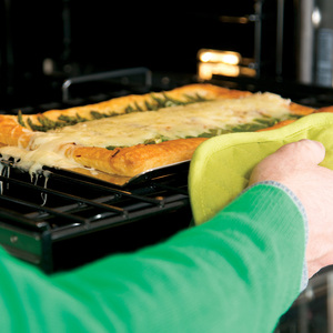 Four encastré simple à convection professionnel GE Café, 30 po avec porte à deux battants, acier inoxydable, CT9070SHSS