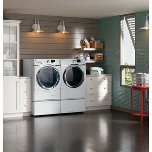 GE Energy Star Laveuse à chargement par l'avant de 5.0 pi. cu. Blanc GFWS1700HWW