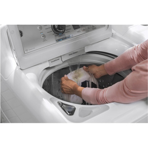 Laveuse à chargement par le dessus GE de 5,8 homologuée Energy Star pi³, blanc, GTW750CSLWS