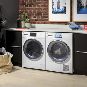 Laveuse compacte à chargement frontal Haier de 2,8 pi³, blanc - QFW150SSNWW