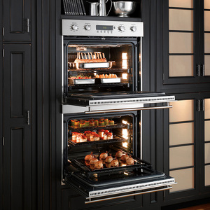 Monogram Four Double à Convection et Autonettoyant de 30